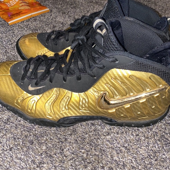 Gold version - Picture 2 of 4